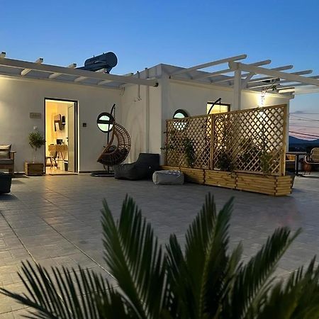 Airport Luxury Stay Артемида Екстериор снимка